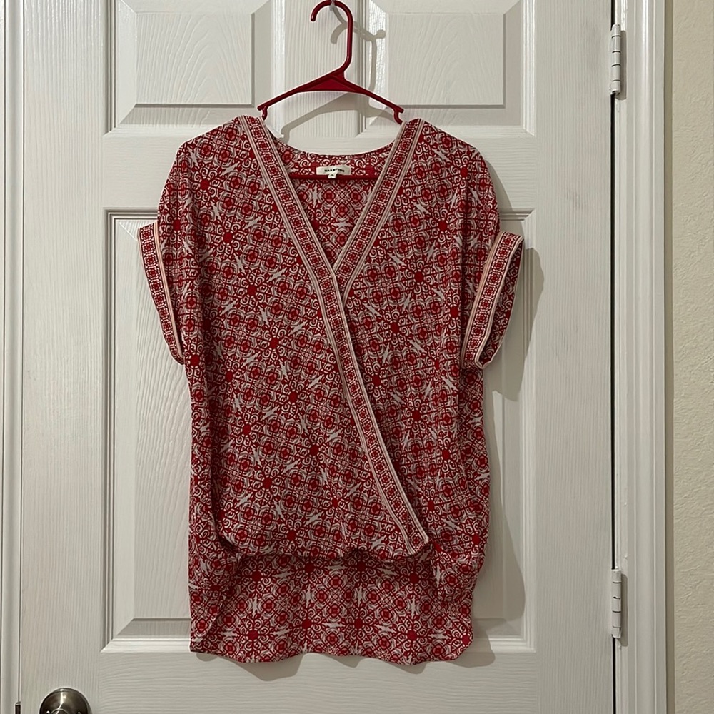 Brand Max studio  woman’s blouse red with peach. Size M